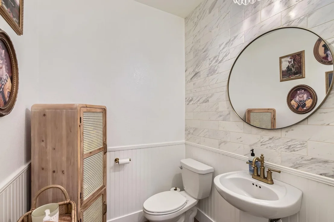 Photo of 261 Mendoza