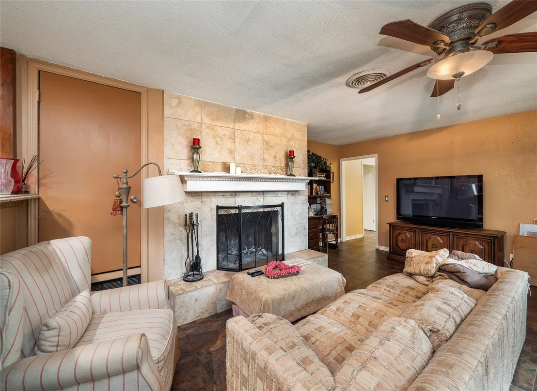Photo of 112 Hasler ST