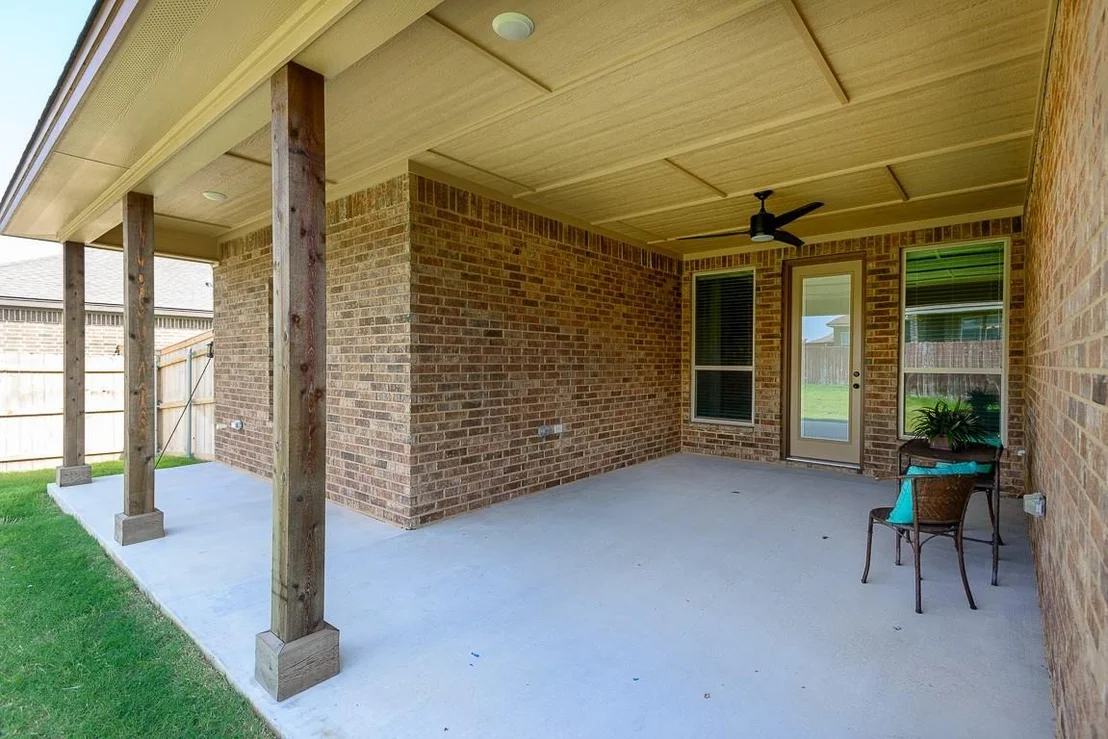 Photo of 1010 Winchester DR