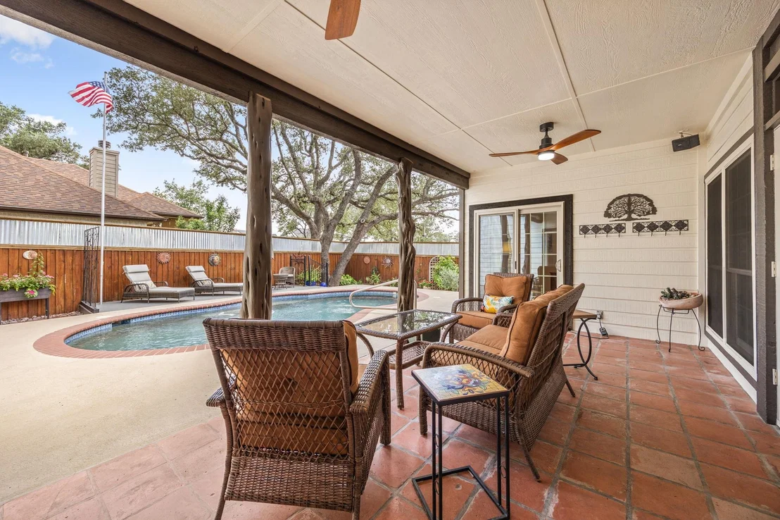 Photo of 301 Riverview DR