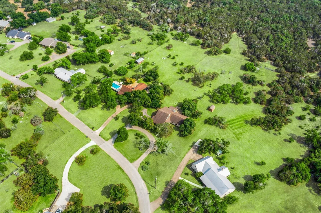 Photo of 708 Post Oak DR