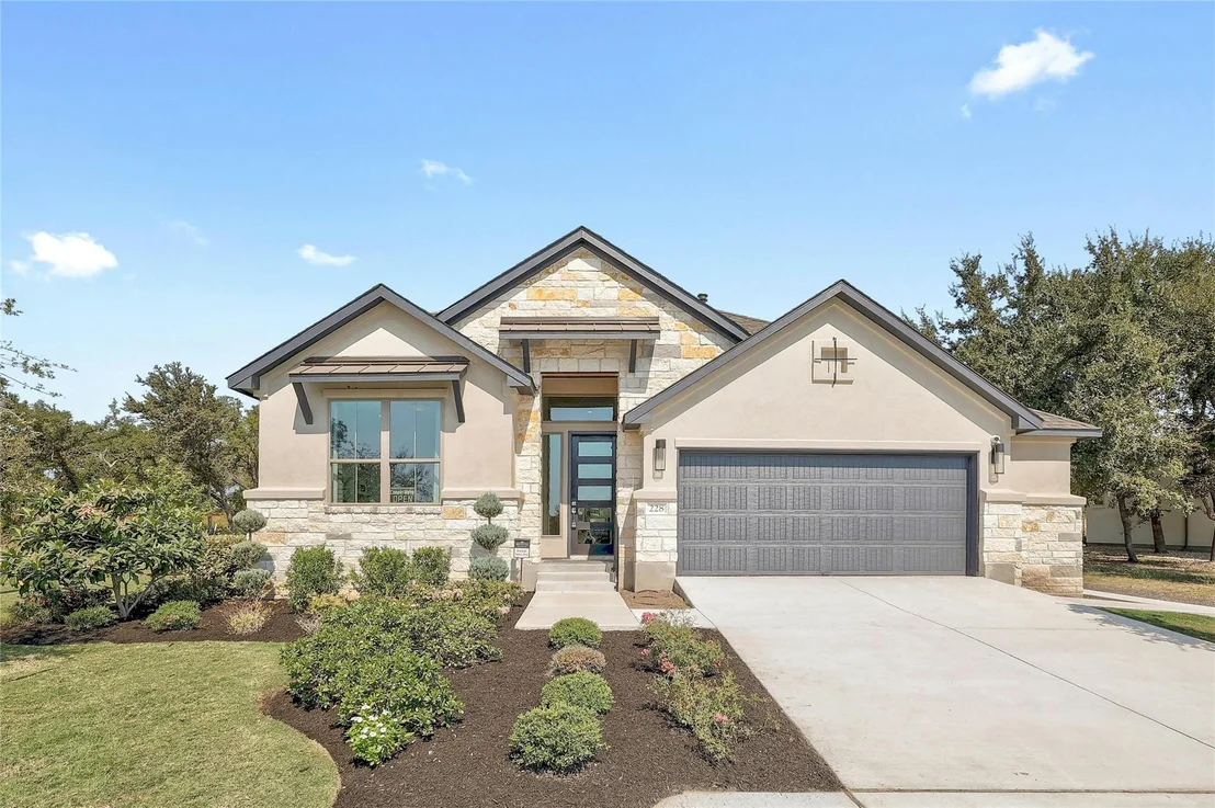 Photo of 228 Alistair DR