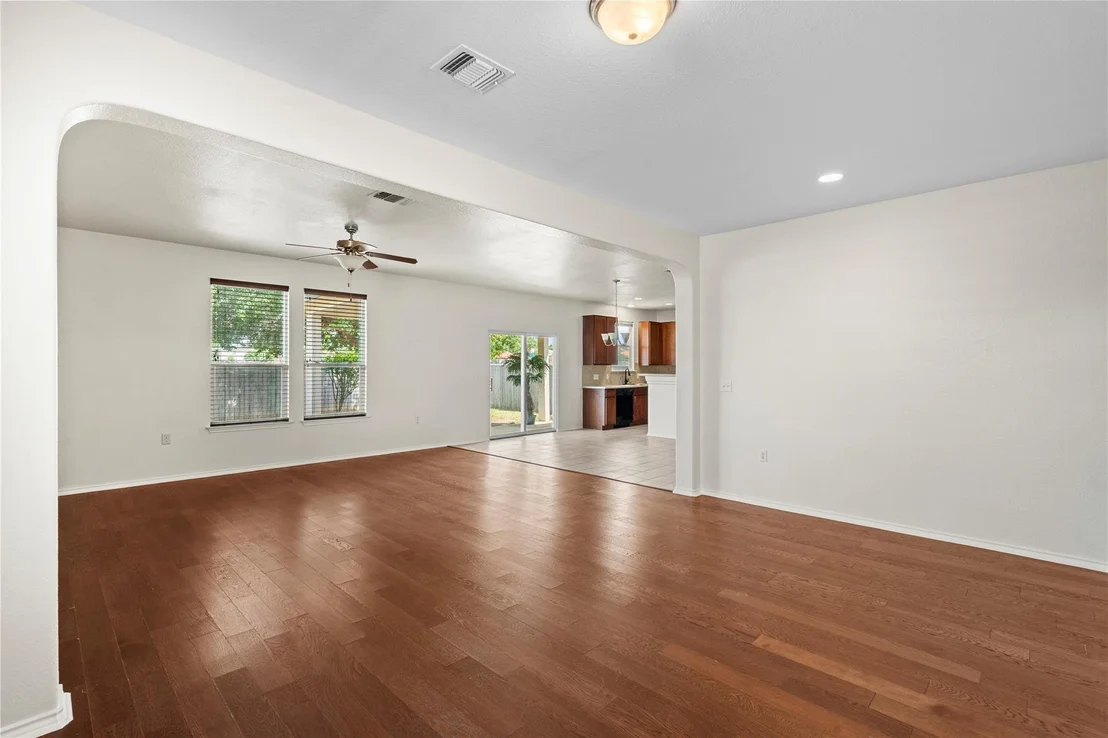 Photo of 8613 Capitol View DR