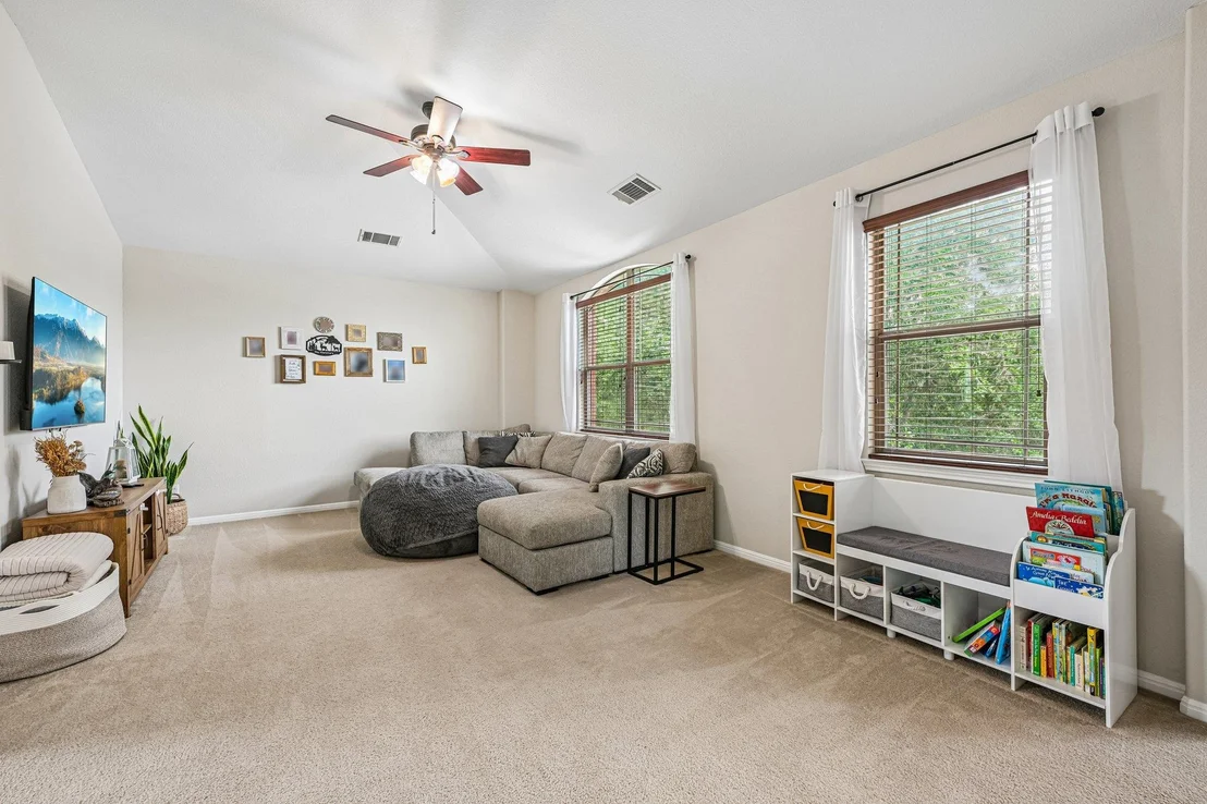 Photo of 197 Bloomsbury DR