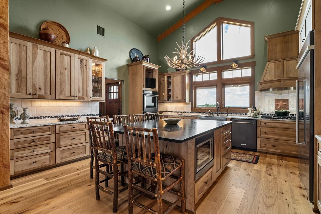 Photo of 115 Trophy Oak PT
