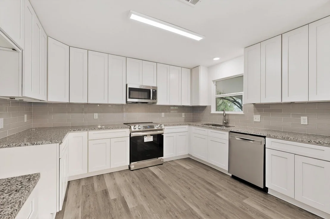 Photo of 812 George ST