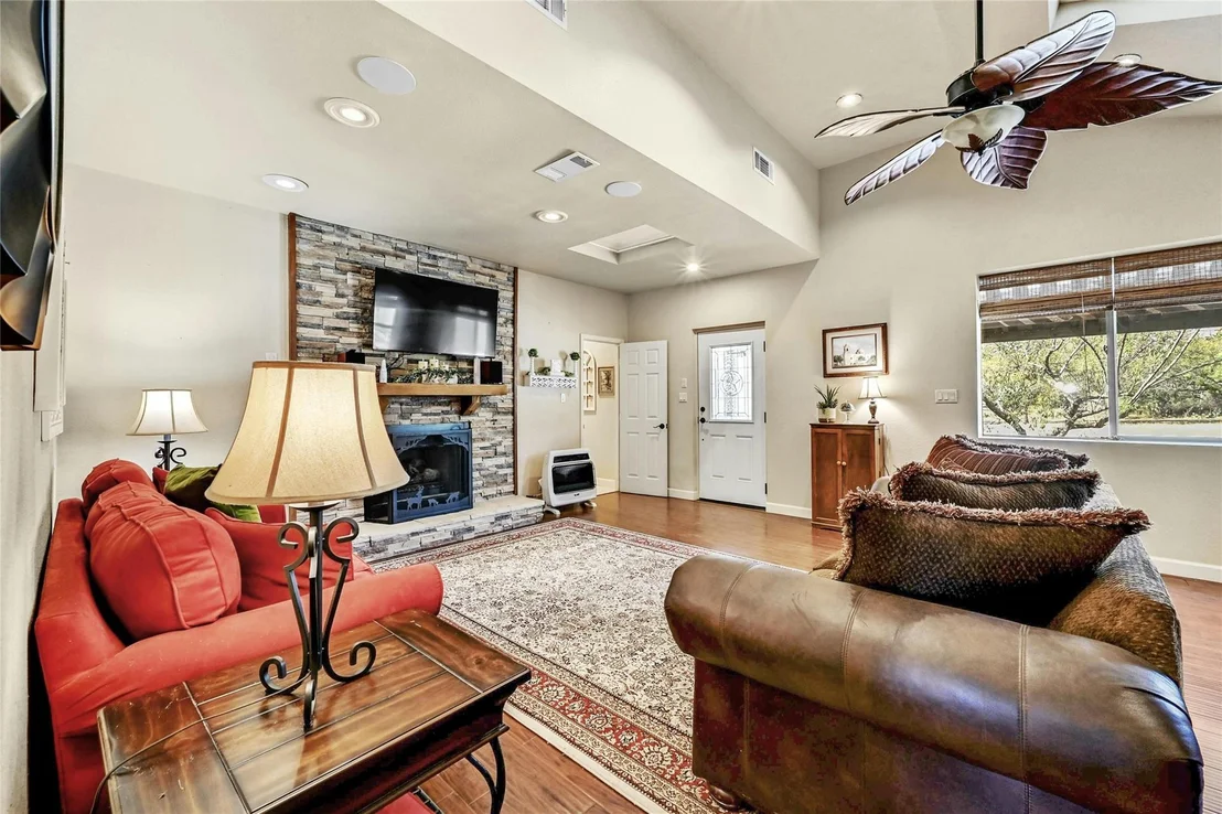 Photo of 103 McKay RD