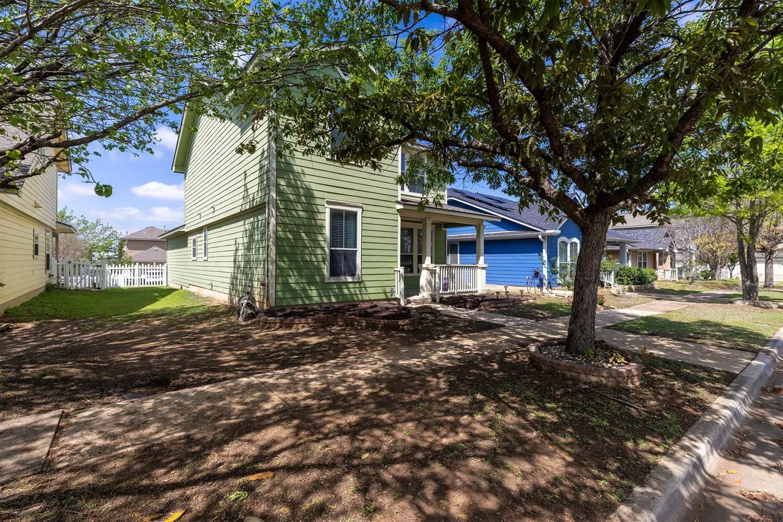 Photo of 1012 Berry Bend PATH