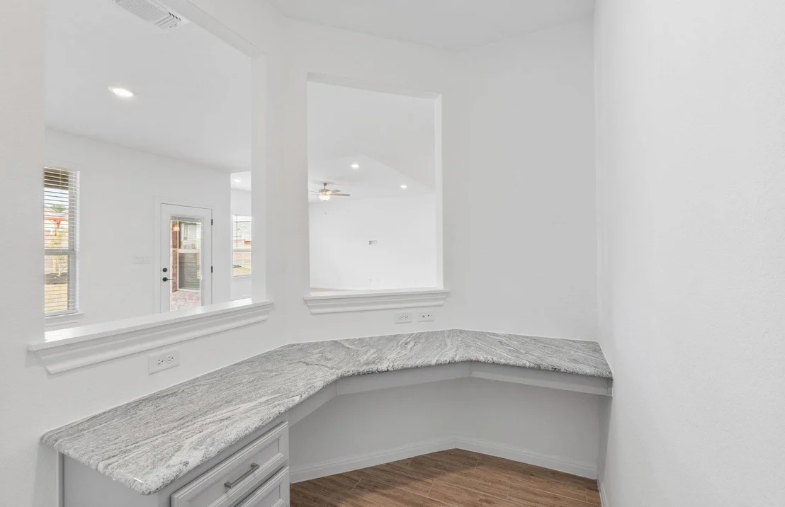 Photo of 2905 Zuni PATH