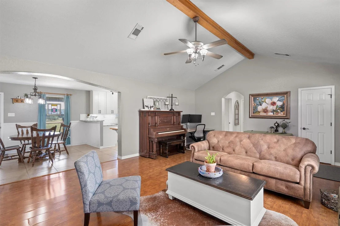 Photo of 349 Seven Ranch RD