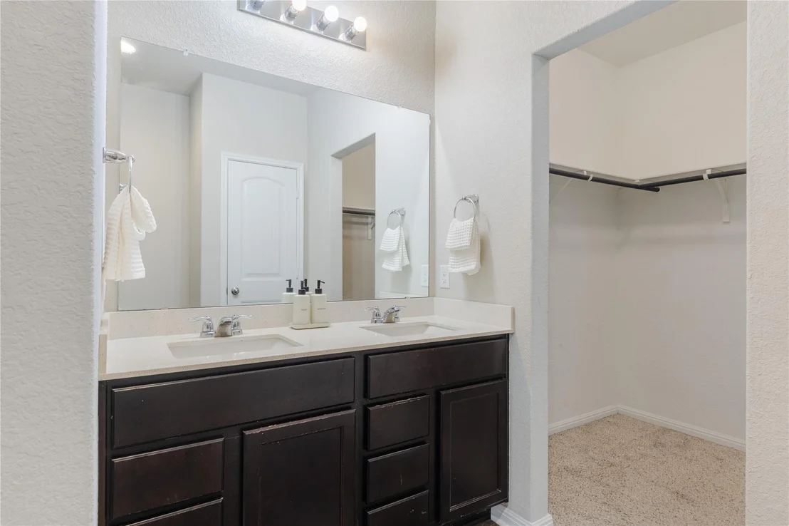 Photo of 152 Marienfeld LN