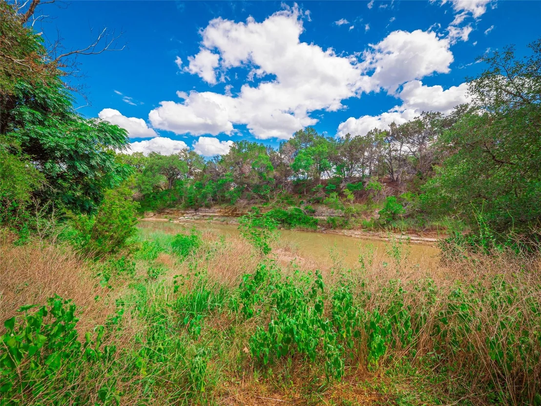 Photo of 1411 County Road 256