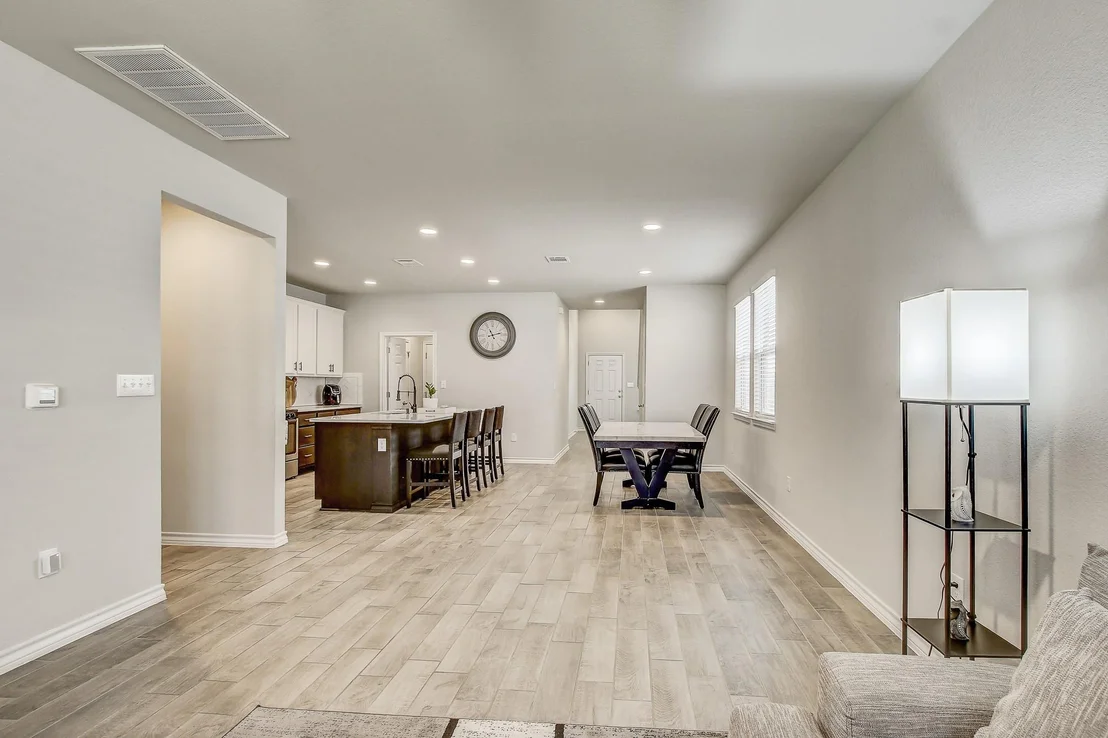 Photo of 495 Eves Necklace DR