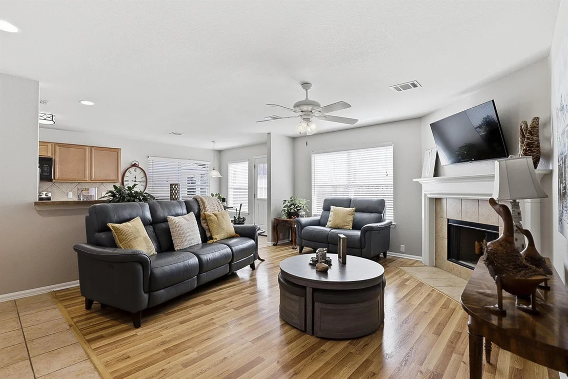 Photo of 353 King Elder LN