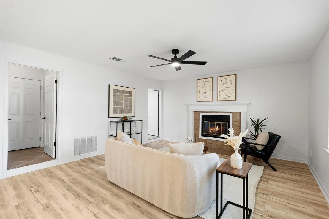 Photo of 12600 Oro Valley CV