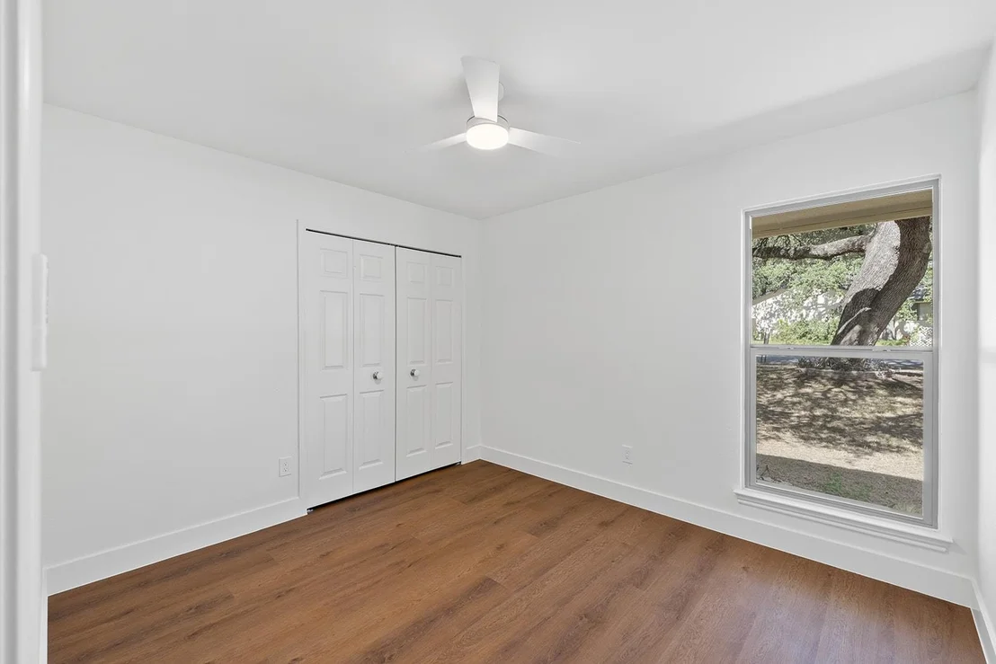 Photo of 3609 Oak Creek DR