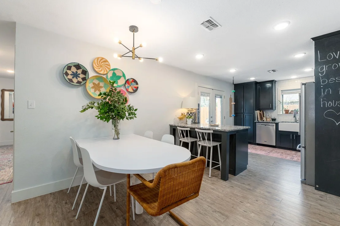 Photo of 531 Santa Clara RD