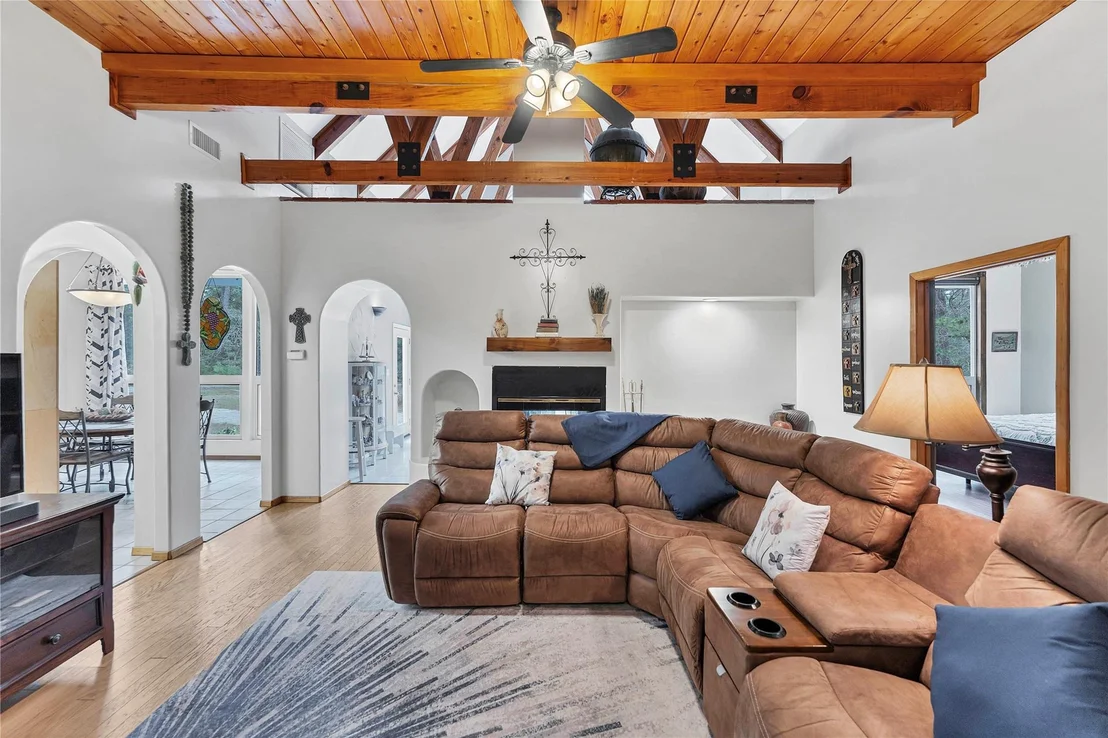 Photo of 130 Gnome Hollow DR