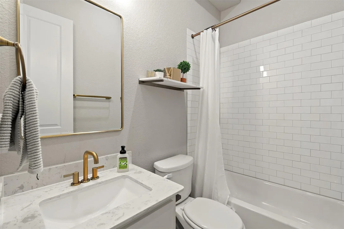 Photo of 209 Grant Cannon LN