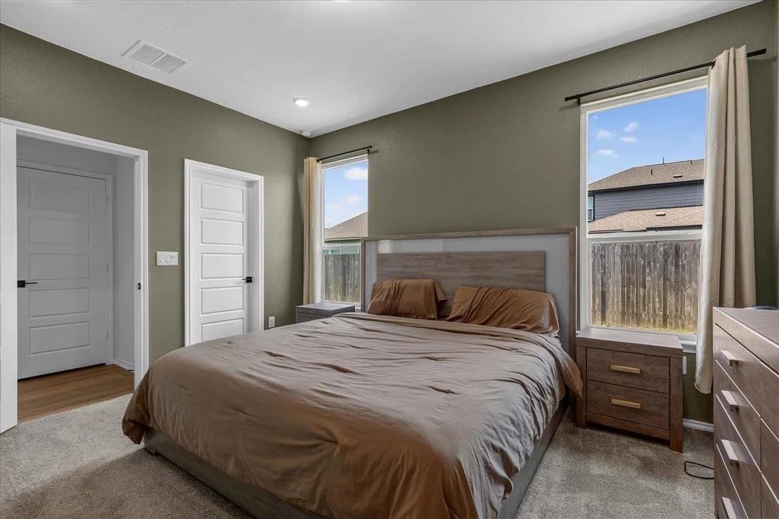 Photo of 223 Pitkin DR
