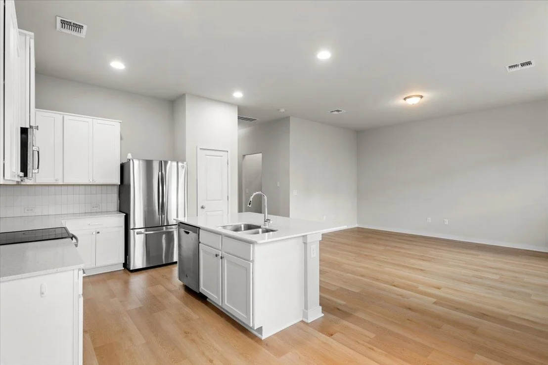 Photo of 15105 Ryman RD
