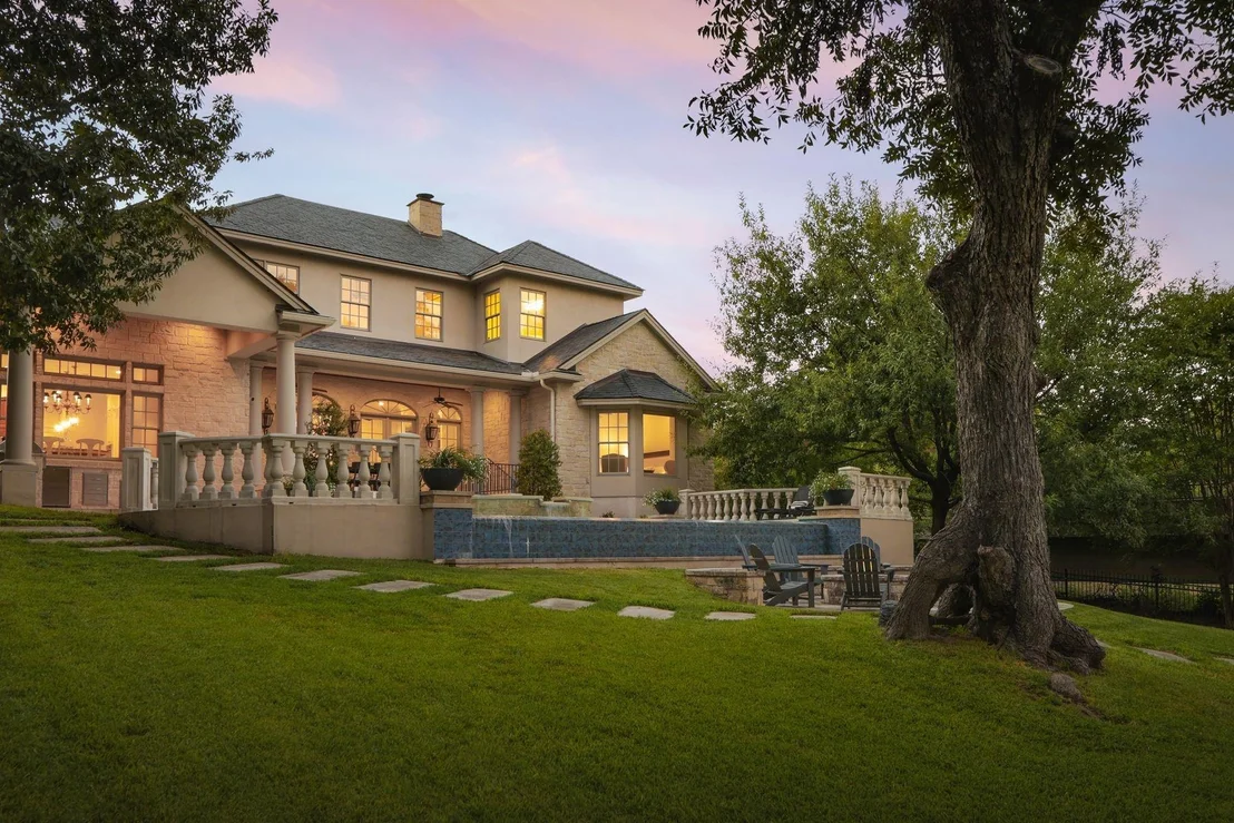 Photo of 8816 Big View DR