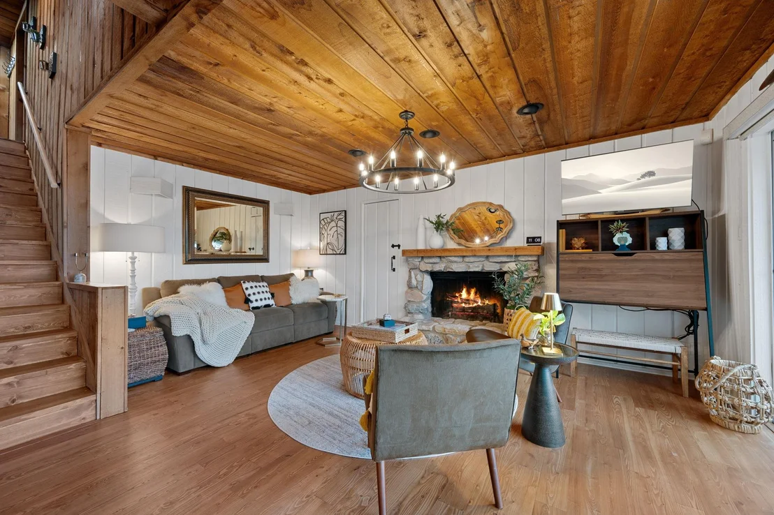 Photo of 403 Coventry RD