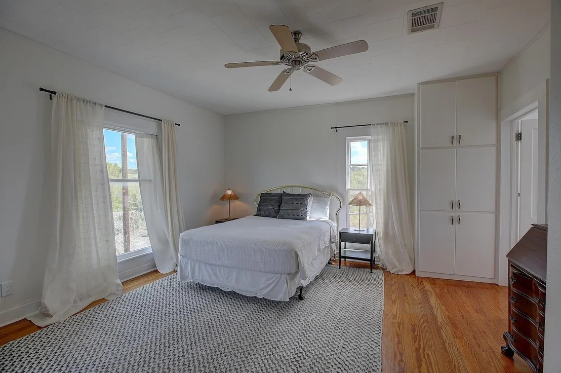 Photo of 11228 Parsons RD