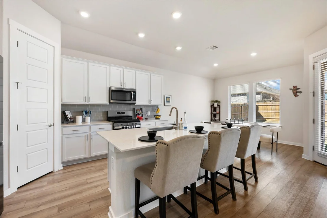 Photo of 405 Mountain Sky BND