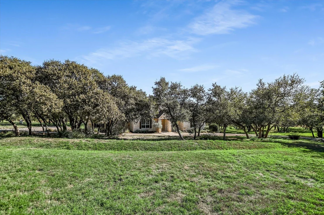 Photo of 801 Stone Mountain