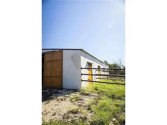 Photo of 3050 County Road 255