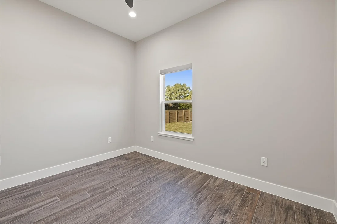 Photo of 704 Poe CIR