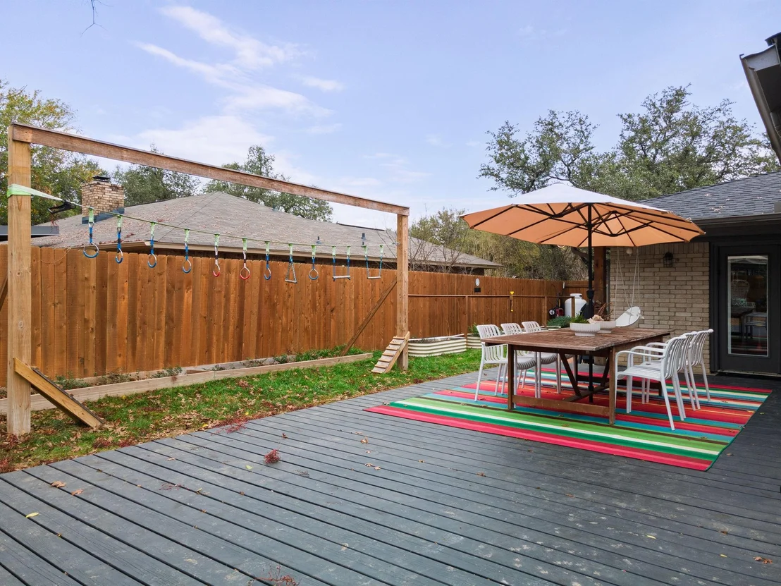 Photo of 531 Santa Clara RD