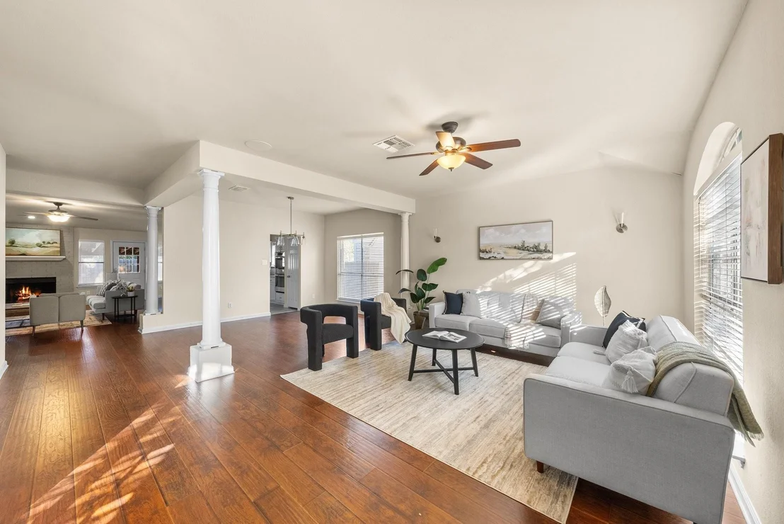 Photo of 9326 Lightwood LOOP