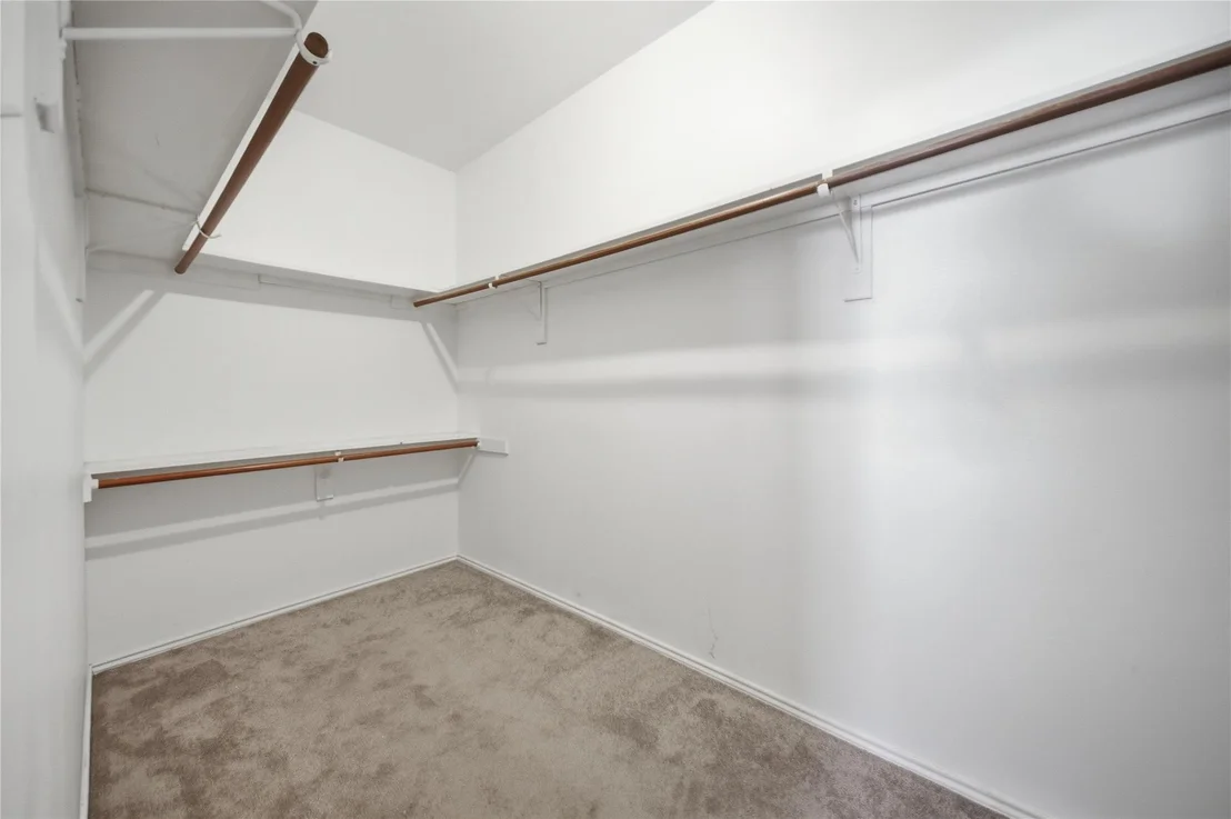 Photo of 1014 Pine Creek DR