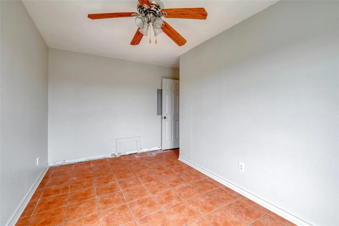 Photo of 103 Robin LN