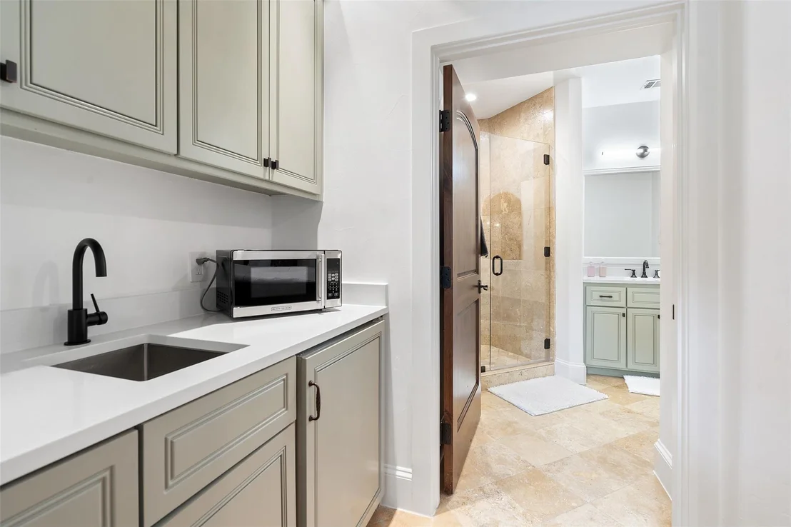 Photo of 425 Brandon WAY