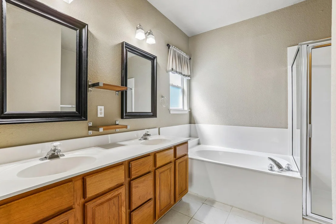 Photo of 2527 Tandi TRL