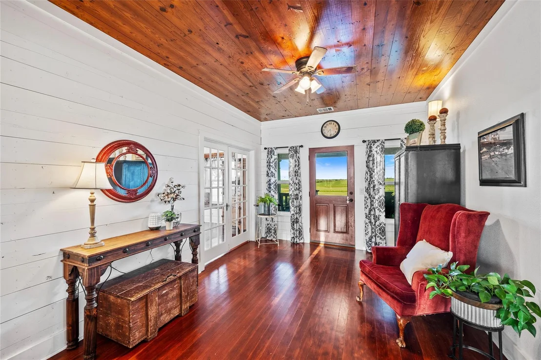Photo of 281 Ging RD