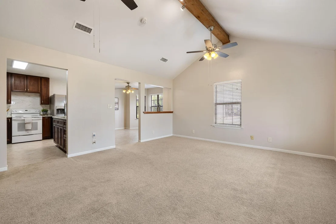 Photo of 306 Dove TRL