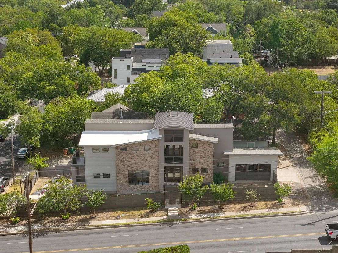 Photo of 1814 Maple Ave