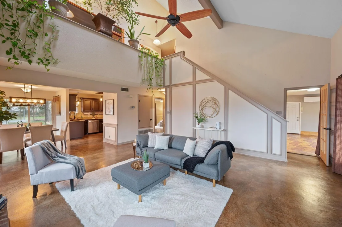 Photo of 413 Spring Valley RD