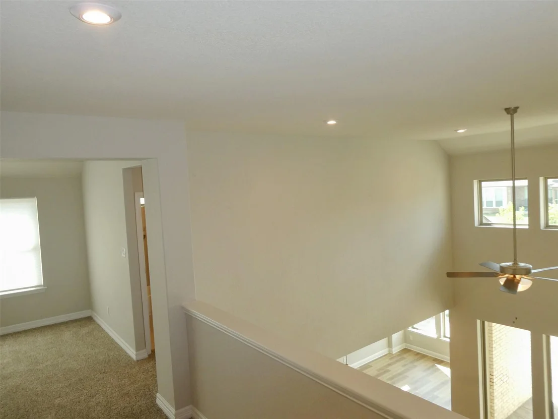 Photo of 1017 HIGHCREST