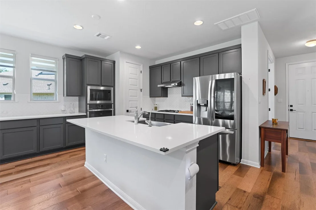 Photo of 1908 Cabrera DR