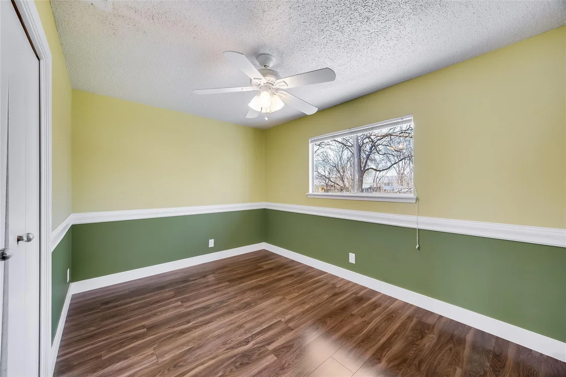 Photo of 1400 Brighton CIR