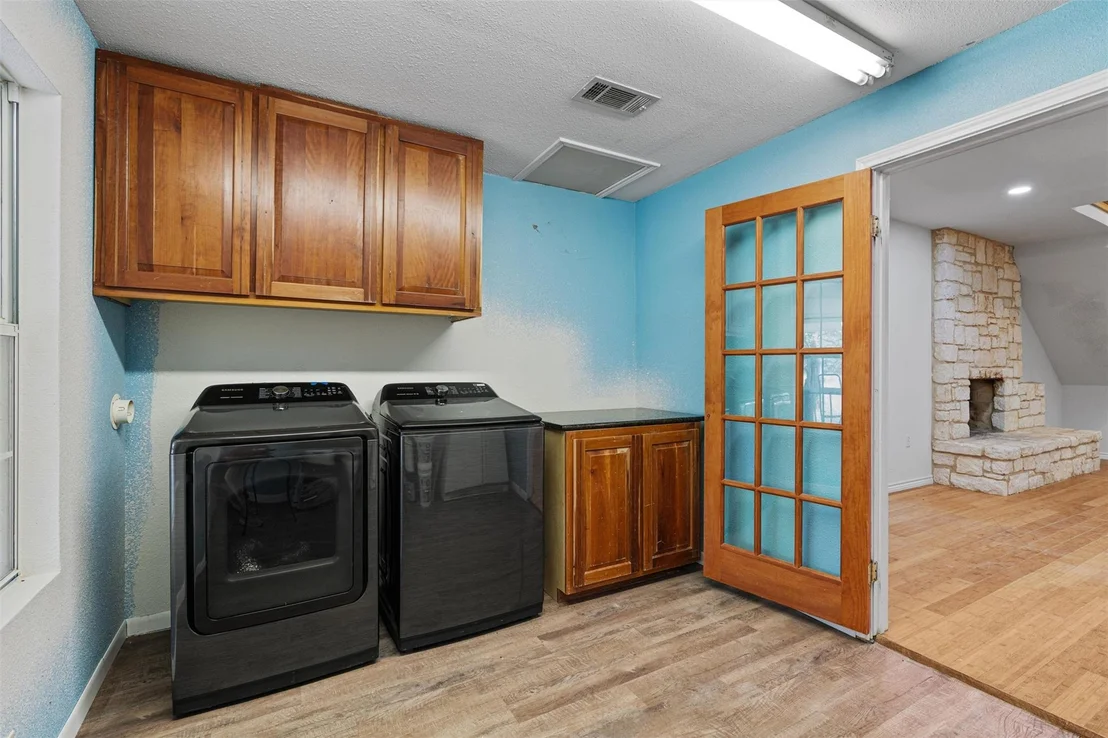 Photo of 601 Deertrail DR