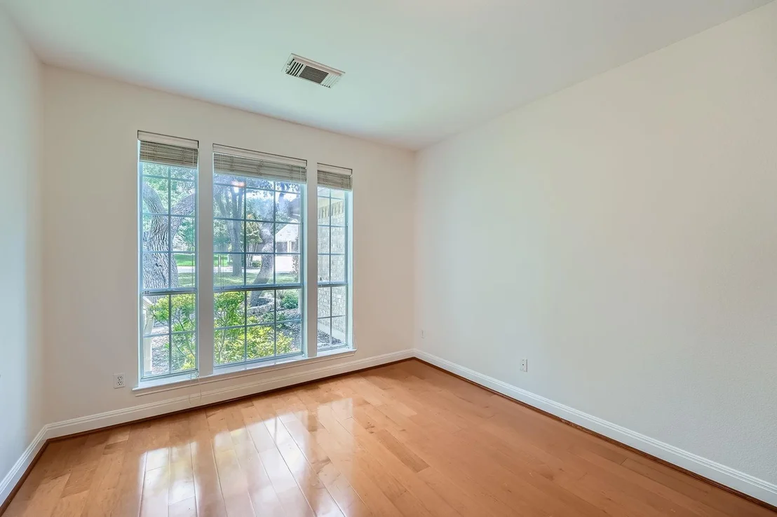 Photo of 9908 Brightling LN