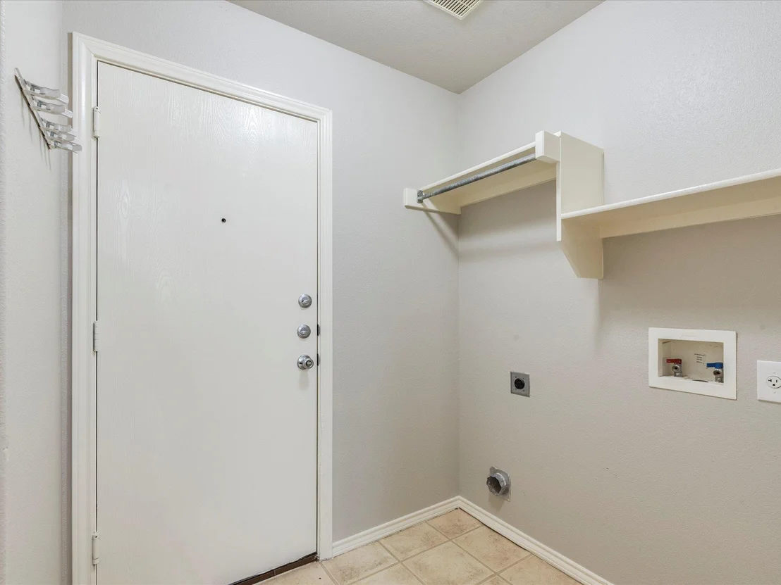 Photo of 1513 Hawk DR