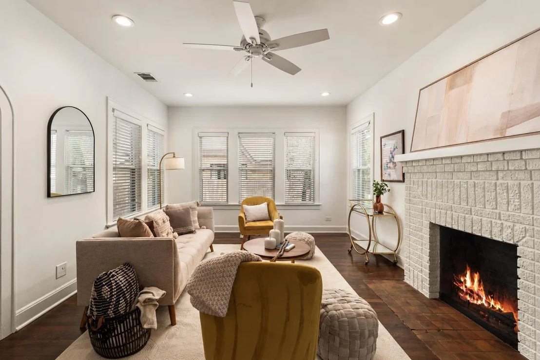 Photo of 1612 Travis Heights BLVD