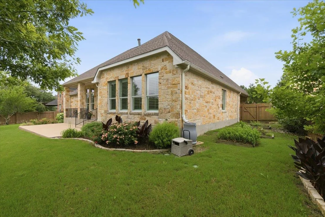 Photo of 1709 Grassy Field RD